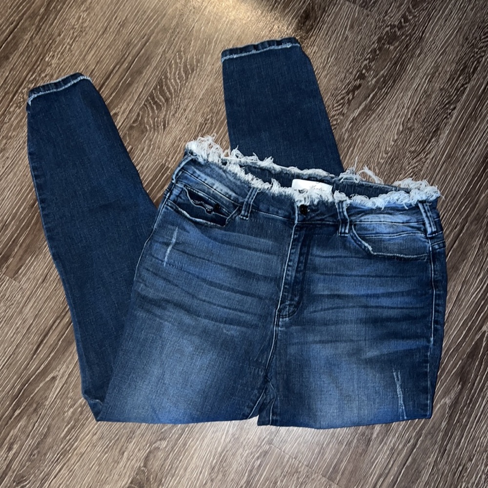 KanCan Distressed Straight Leg Jeans